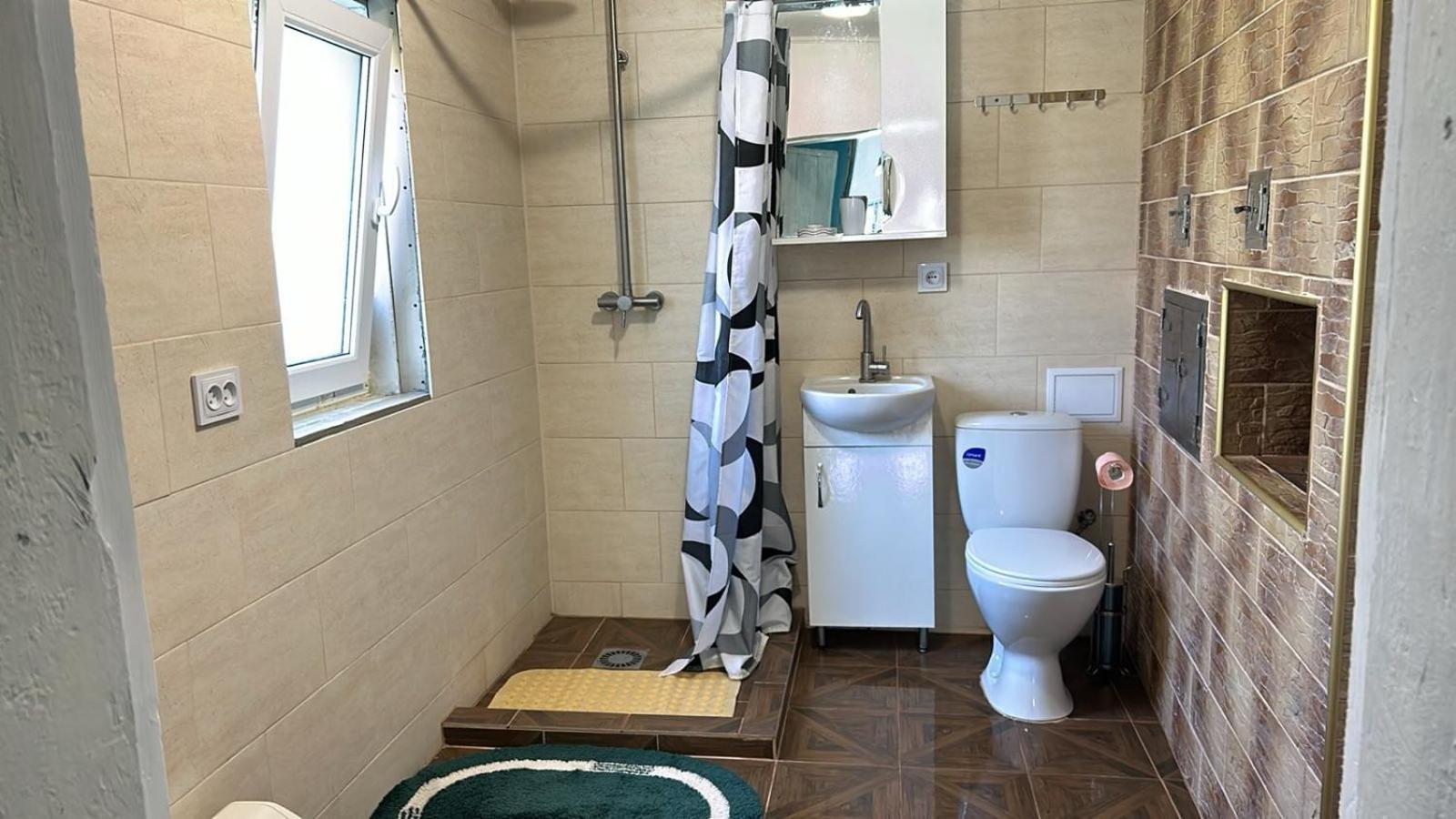 У Катерини Villa Dvozhets Luaran gambar